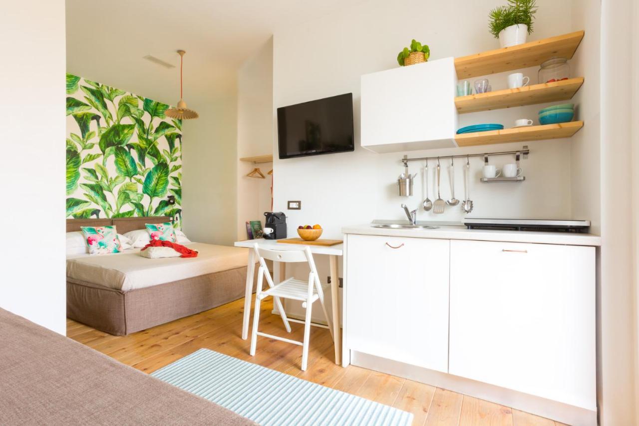 Duomo Views, Light, Jungle-Inspired Studio With Terrace Milano Esterno foto